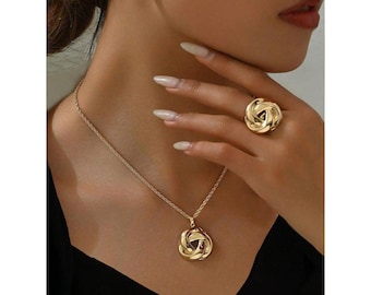 Set Gioielli Nodo Intrecciato Oro Collana Orecchini Anello Minimalista