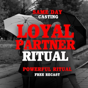 Pode incluir: Imagem a preto e branco com sobreposição de texto. Duas pessoas sob guarda-chuvas, um branco e outro preto. O texto diz "SAME DAY CASTING", "LOYAL PARTNER RITUAL", "POWERFUL RITUAL" e "FREE RECAST".