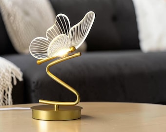 Lampada da tavolo a LED a forma di farfalla – Luce notturna in acrilico – Lampada da scrivania moderna – Luce da comodino a luce soffusa – Decorazione accogliente per la camera da letto – Regalo per lei