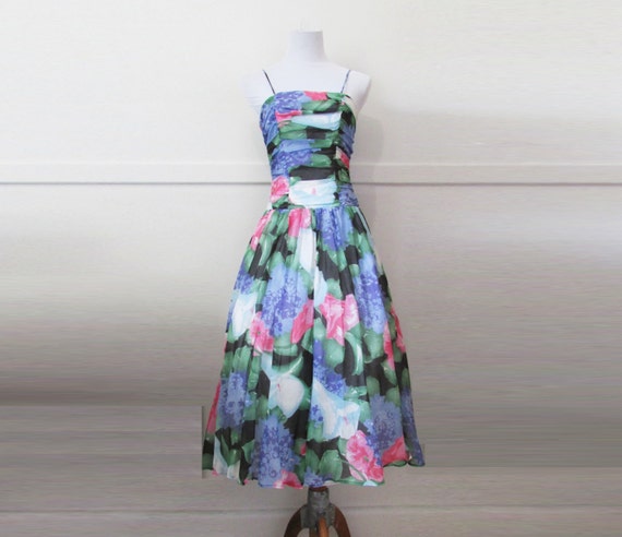Vintage Dress 80s does 50s Full Skirt XS