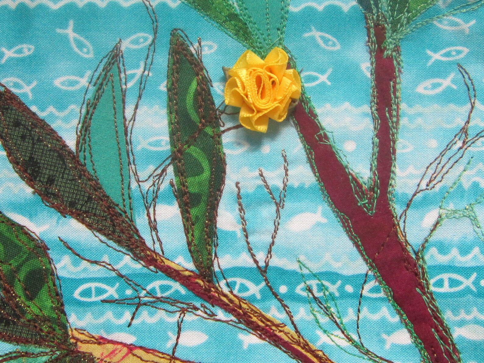 Noah Rainbow Olive Branch Quilt Square 18 X 15 Inch Fibre Art Etsy