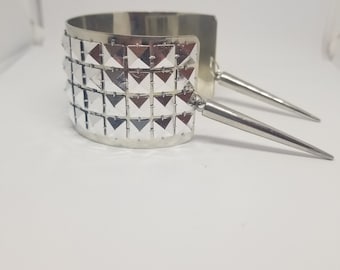 Silver studded  cuff, punk bracelet, spiked cuff bracelet, punk cuff, spike cuff, spike bracelet, sliver spiked cuff, silver punk bracelet,