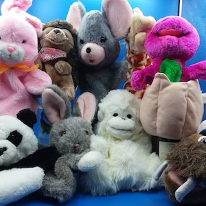 Vintage set of Puppets,9 character puppets,1970&#39;s-1990&#39;s,collector puppet show,character puppets,rabbit puppet,giraffe puppet,monkey puppet