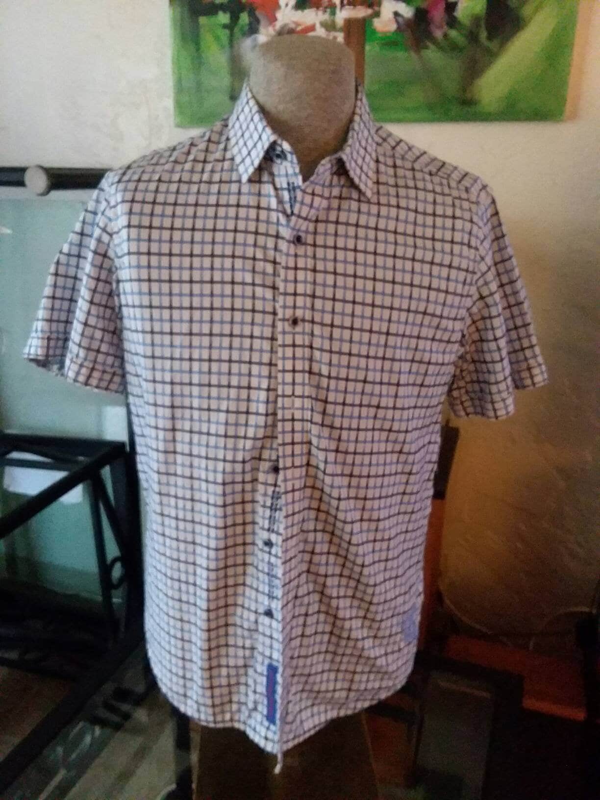 Near Vintage Robert Graham Short Sleeve 