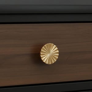 Golden Sunburst Cabinet Knob: Modern Round Drawer Pull, Polished Gold Finish