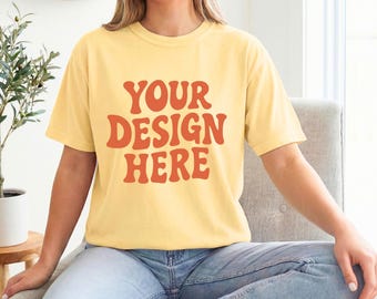Mockup della t-shirt Comfort Colors 1717 Banana, C1717 Model Mockup, Lifestyle Tee Mockup, Boutique Mockup, Soft Girl Mockup, Trendy Mockup