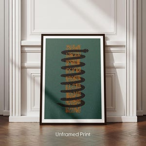 Illustration einer schwarzen Schlangenwindung (ungerahmt) | Abstrakte Schlangenkunst auf moosgrünem Tierposter