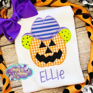 Personalized Appliqué Pumpkin Shirt, Fall Appliqué Shirt, Halloween Shirt, Personalized Fall Shirt, Pumpkin Shirt with Name, Jack O Lantern