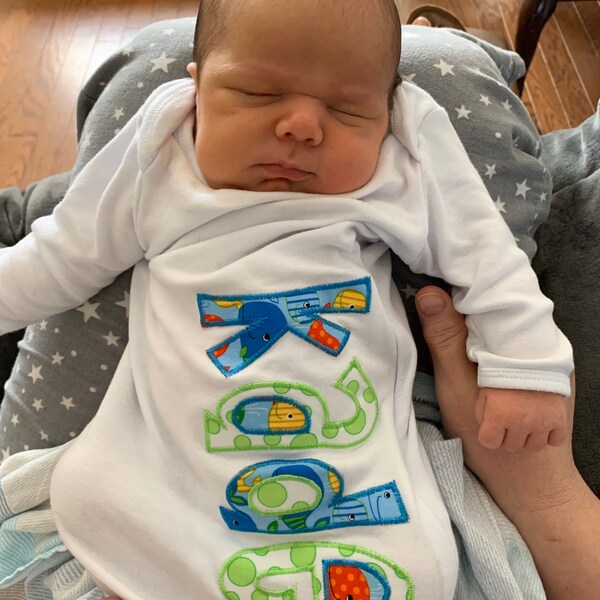 Bring Home Outfit, Personalized Baby Gown, Newborn Hospital Set, Infant Gown, Newborn Coming Home Outfit, Monogramed Baby Gown