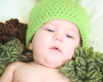 Made to Order Crochet Green Frog Beanie Hat NewBorn Photo Prop