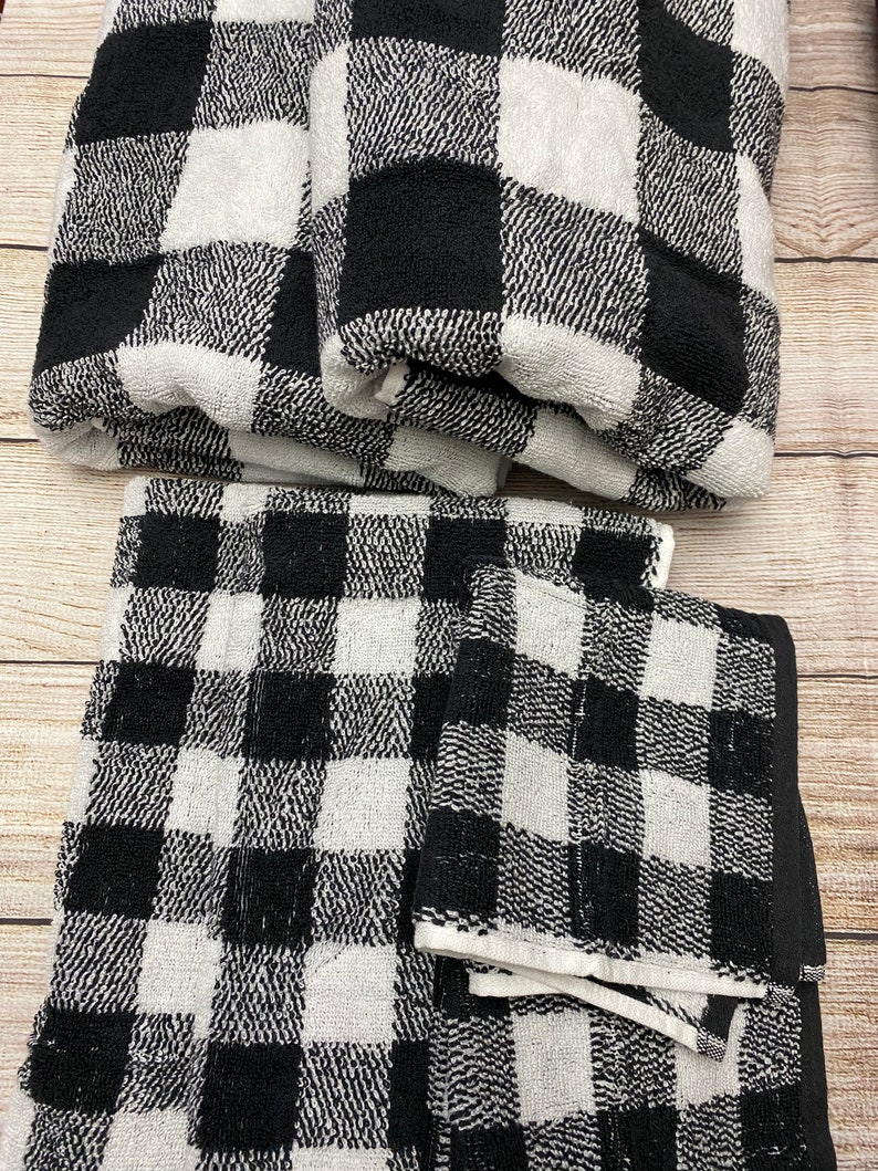 Buffalo Plaid Monogrammed Towel Set Personalized Bath Towel Etsy
