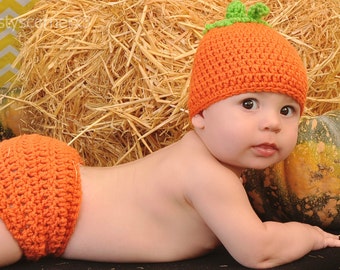Crochet Pumpkin Hat / Newborn Pumpkin Hat / Baby Pumpkin / Photography Props Perfect for Fall Photos / Pumpkin Hat size Newborn