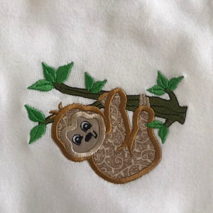 Baby Sloth Unisex, Baby Bodysuit, Sloth Infant One Piece, Baby Sloth Bodysuit,  Sloth Shirt, Baby Shower Gift, Newborn Baby Gift