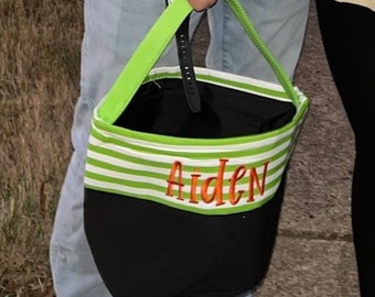 Halloween Tote, Halloween, Monogram Halloween Tote, Personalized Halloween Tote,  Trick or Treat Bag, Candy Bag, Halloween Bucket