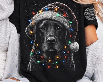 Weihnachtslichter für schwarze Labradore (PNG), Labrador Retriever (PNG), Geschenk für Hundebesitzer, Geschenk für Hundebesitzer, Weihnachtsmann-Hund (Sublimation), Digitaler Download