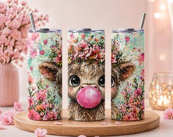 Diseño PNG de vaca de las Tierras Altas para vasos, diseño floral de chicle kawaii (descarga digital)