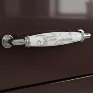 Tiradores de porcelana artesanales para gabinetes y cajones vintage, herrajes cromados en oro antiguo para muebles de cocina.