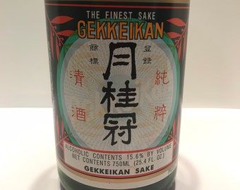 Soy Sake Bottle Neverwhere Scent Candle (N)