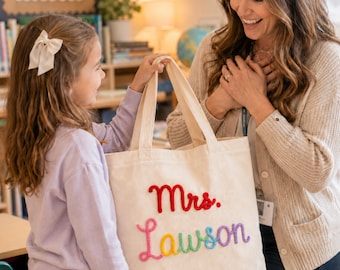 Sac en velours côtelé avec nom personnalisé pour enseignant, sac à fermeture éclair avec prénom au crochet, cadeau de remerciement pour enseignant, cadeau de fin d'année pour enseignant