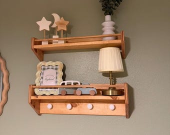 Wooden Nursery Wall Shelf with Peg Hooks – Montessori Style Picture Ledge
