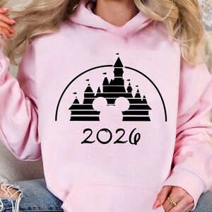 Sudadera con capucha Disney 2026, Sudadera con capucha para vacaciones familiares en Disney World, Sudadera con capucha para viaje a Disney, Sudadera con capucha a juego para la familia en Disneyland, Conjunto para Disneyland imagen 3