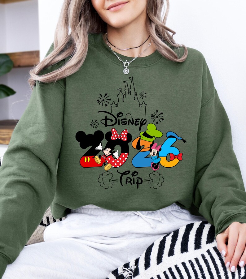 Disney Trip 2026 Sweatshirt, Family Matching Disney Vacation Sweater, Disneyland Magic Kingdom Sweater, Disneyworld Family Trip Sweatshirt immagine 7