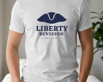 Camiseta de la herencia del fútbol de Nueva Inglaterra, camiseta Liberty Division 1776, regalo revolucionario para fanáticos del fútbol americano inspirado en los Patriots, Gildan 5000