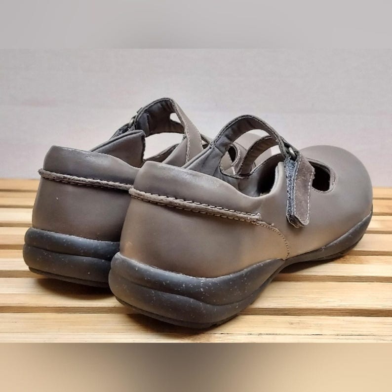 Clarks Roseville Mary Jane gris oscuro para mujer, talla 10 imagen 3
