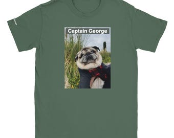 T-shirt with pug Captain George - Classic Unisex Crewneck T-shirt | Gildan® 64000