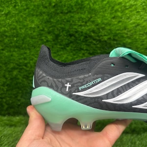Custom Soccer Cleats - Etsy Canada