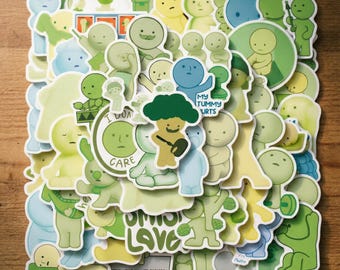 65 pegatinas de alienígenas adorables, calcomanías de figuras verdes kawaii, juguete sorpresa original, paquete de vinilo impermeable para portátil, patinete y botella de agua