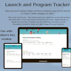 Könnte beinhalten: Ein digitales Launch- und Programm-Tracker, das auf einem Laptop, Tablet und Smartphone angezeigt wird. Der Text lautet "Launch and Program Tracker" und "Use with Notion's free version."