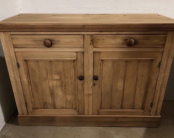 Antique buffet /cabinet (pls read about its history)