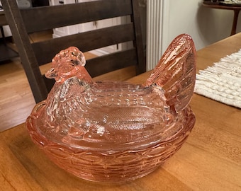 Vintage Indiana Glass Pink Hen on Nest