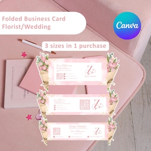 Op de afbeelding: Roze gevouwen visitekaartjes met illustraties van bloemboeketten. De kaarten bevatten de tekst "Zenn Flower" en "3 maten in 1 aankoop". Het Canva-logo staat rechtsboven. Voor bloemisten of bruiloften.