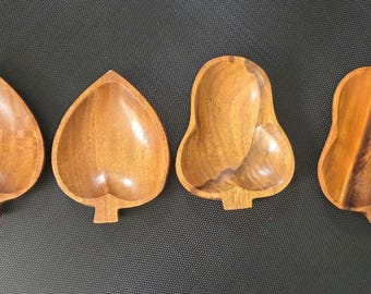 Zestaw misek na przekąski z drewna liściastego w stylu mid-century modern (4), styl tiki, 6 cali