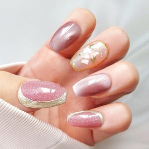 Made in Japan | Red Cat Eye Press On Nails | Magnetic Gel with Gold Mirror & Real Shell Inlay | Elegant Mauve Coffin | Set of 10