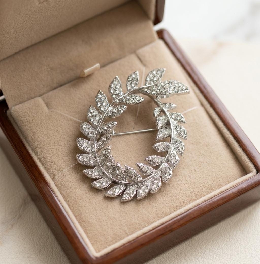 Anello a corona in argento sterling: incastonatura a pavé di diamanti creati in laboratorio - Italia