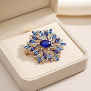 Spilla floreale in cristallo di zaffiro, accessorio elegante e