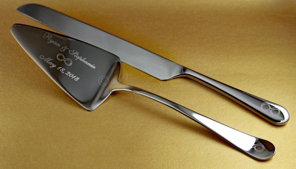 Personalized wedding cake cutting set with knife and server Etsy