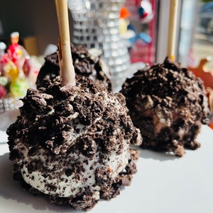 Caramel & Chocolate Apples