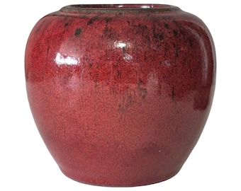 Vaso vintage in gres color bordeaux, tornito a mano, con timbro 76