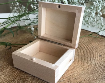 Small Wooden Box /  Engagement Ring Box / Gift Packaging