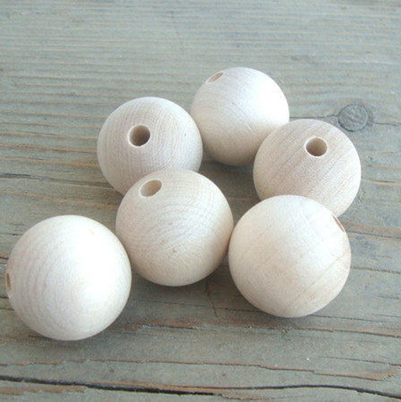 set of 100 Big Round Beads Bulk for Macrame Wooden Beads 30 mm