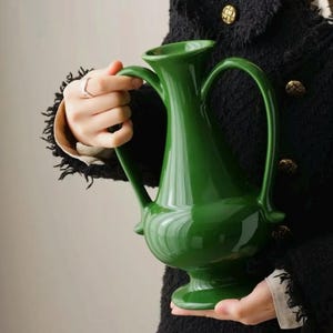 Jarrón de cerámica esmaltada impermeable hecho a mano: florero de cerámica único para la decoración del hogar.