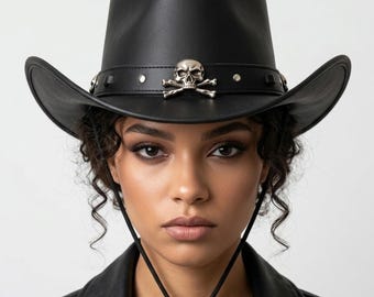 Zwartleren cowboyhoed, zilveren Skull Crossbones-band, handgemaakte gotische motorhoed