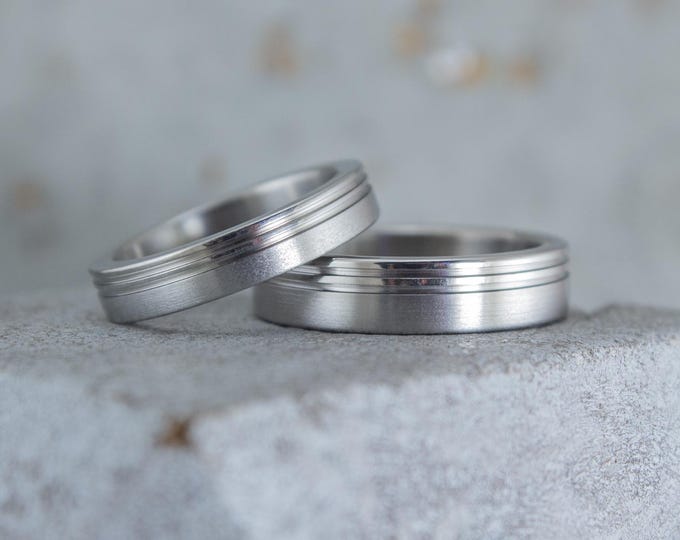 Brushed Titanium Wedding Band Set, Low Relief Line Rings. (00026_5N5N)