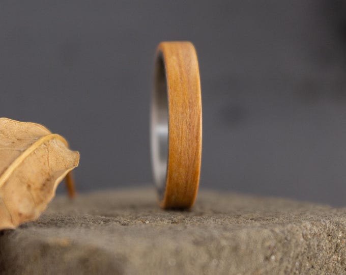 Titanium Oak Bentwood Ring, Matte Women's Wedding Band. (00502_4N)