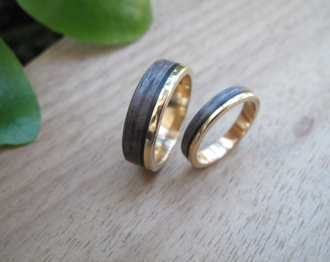 18k Yellow Gold and Gray wood wedding bands (04420_4N_6N).