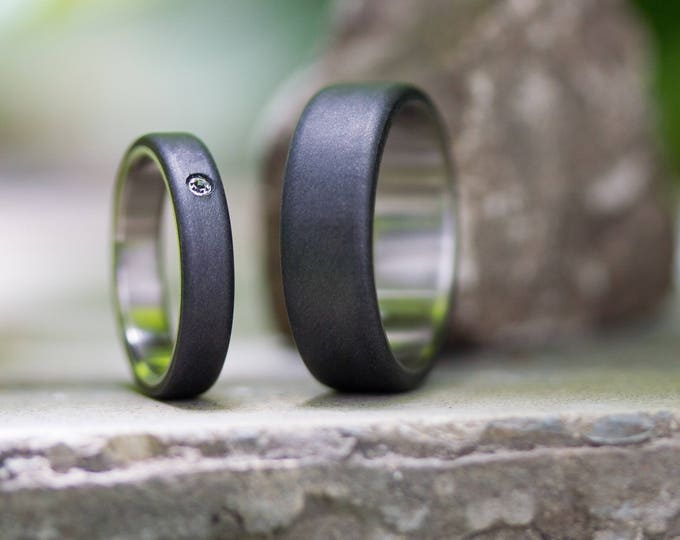 Handmade Titanium Graphite Wedding Ring Set, Swarovski Crystal Inlay. (01300_4S_7N)